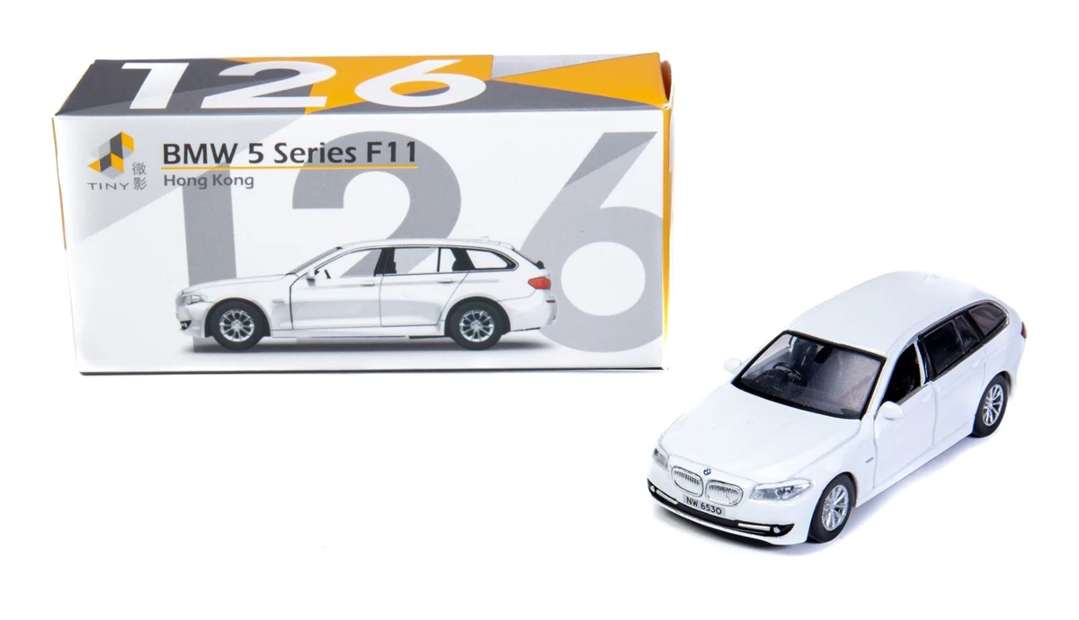Tiny City 126 Die-cast Model Car - BMW 5 Series F11 (White, NW6530)